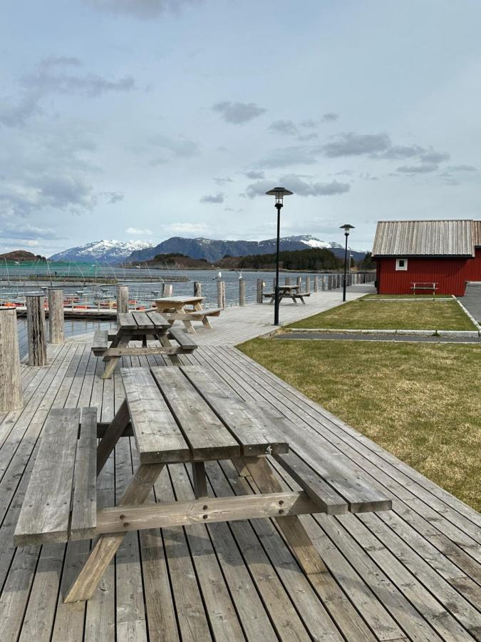 Norsk Havbrukssenter - Rorbuer Hotell Bronnoysund Eksteriør bilde